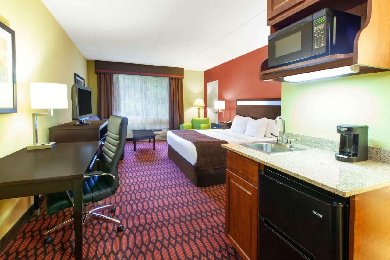 King Room - Non-Smoking